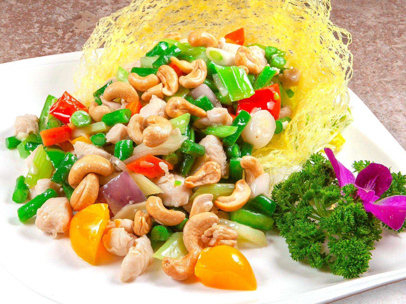 豆仔粒腰果雞丁